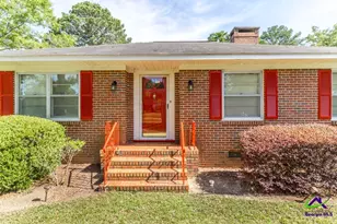 304 Broad St, Hawkinsville, GA 31036 - Photo 4