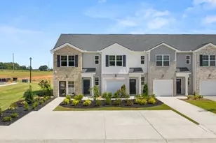 208 Kenmore Cir, Perry, GA 31069 - Photo 1