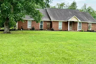 104 Winchester Dr, Leesburg, GA 31763 - Photo 2