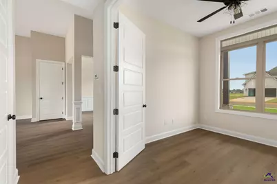 209 Farmland Circle, Perry, GA 31069 - Photo 6