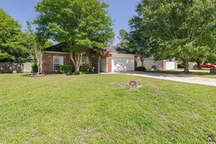 207 Castle Pines Dr, Bonaire, GA 31047 - Photo 2