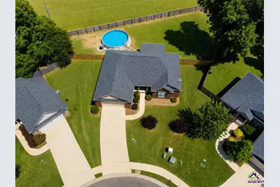 100 McEwen Court, Perry, GA 31069 - Photo 2