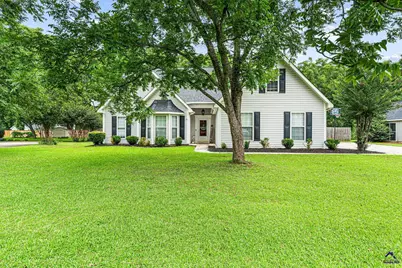 111 Grove Ln, Kathleen, GA 31047 - Photo 1