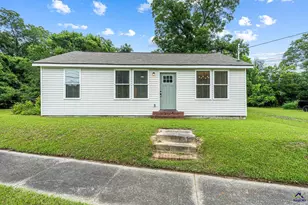 110 S 6th St, Warner Robins, GA 31088 - Photo 1