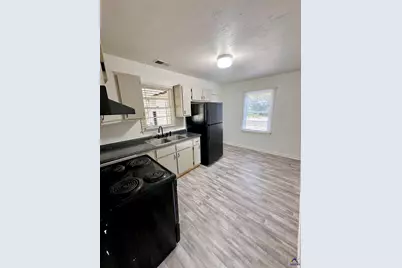 108 Smith Place, Warner Robins, GA 31093 - Photo 8