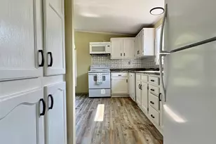 252 Valley Rd, Byron, GA 31008 - Photo 8