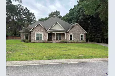 117 Waters Edge Ct., Kathleen, GA 31047 - Photo 2