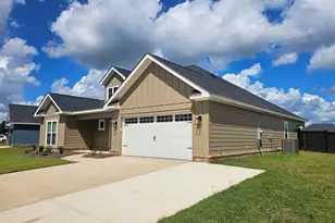 107 Nash Ct, Perry, GA 31069 - Photo 2