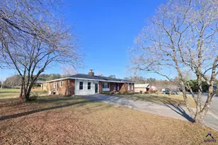 101 Sunnybrook Ct, Warner Robins, GA 31088 - Photo 2