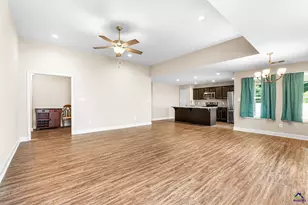 107 Red Tail Cir, Byron, GA 31008 - Photo 8