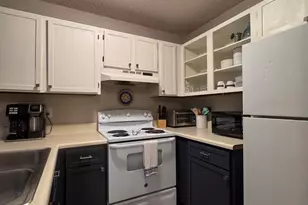 641 College St, Macon, GA 31210 - Photo 16
