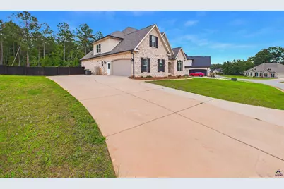 205 Buckhead Forest Drive, Warner Robins, GA 31088 - Photo 4