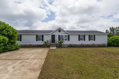 324 Cavalry Court, Byron, GA 31008 - Photo 1