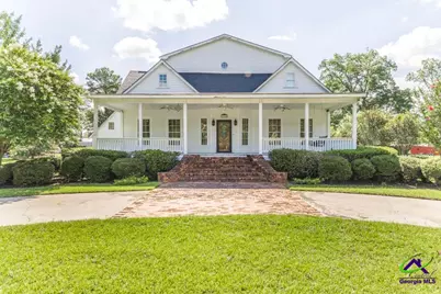 224 Oak Ave, Pinehurst, GA 31070 - Photo 1