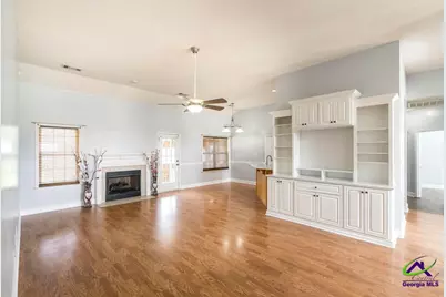 217 Sedgebrook Drive, Warner Robins, GA 31088 - Photo 10