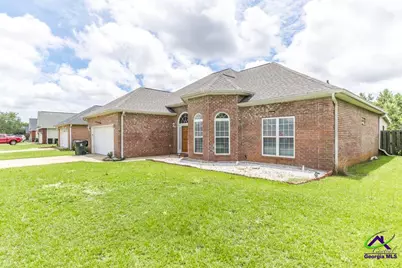 217 Sedgebrook Drive, Warner Robins, GA 31088 - Photo 4