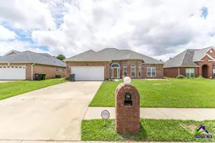 217 Sedgebrook Dr, Warner Robins, GA 31088 - Photo 2
