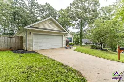 100 Crestwood Circle, Centerville, GA 31028 - Photo 2