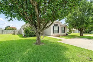 102 Tug Ct, Warner Robins, GA 31088 - Photo 2