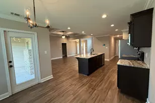 313 Creek Ridge Dr, Warner Robins, GA 31088 - Photo 8