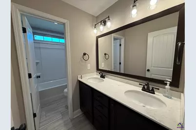 313 Creek Ridge Drive, Warner Robins, GA 31088 - Photo 18