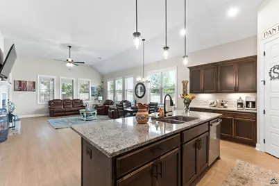 403 Cannon Point Drive, Bonaire, GA 31005 - Photo 6