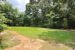 109 Delchamps, Warner Robins, GA 31093 - Photo 36