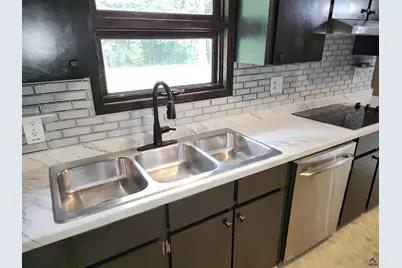 109 Delchamps, Warner Robins, GA 31093 - Photo 12