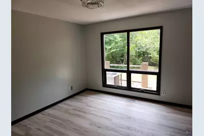 109 Delchamps, Warner Robins, GA 31093 - Photo 22