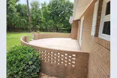 109 Delchamps, Warner Robins, GA 31093 - Photo 34