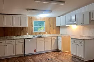 282 Sycamore Dr, Eastman, GA 31023 - Photo 14