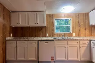 282 Sycamore Dr, Eastman, GA 31023 - Photo 16