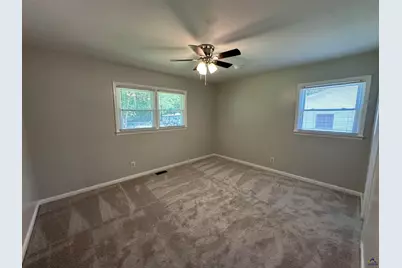1021 Greenwood Dr, Perry, GA 31069 - Photo 14