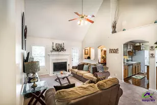 158 Olivia Cir, Macon, GA 31211 - Photo 8