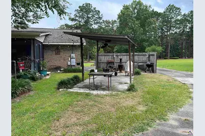 214 Country Club Circle, Cochran, GA 31014 - Photo 36