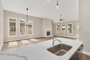 220 Farmland Circle, Perry, GA 31069 - Photo 18