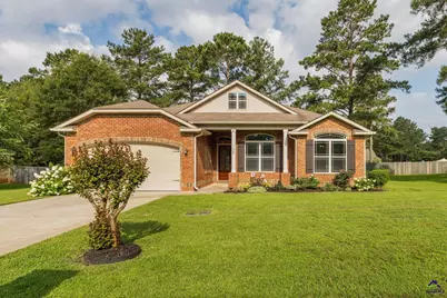 105 Bedford Ct., Perry, GA 31069 - Photo 1