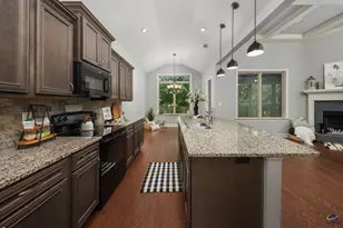 105 Bedford Ct, Perry, GA 31069 - Photo 8