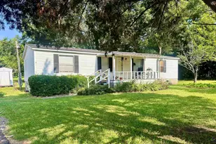 390 Peach Rd, Byron, GA 31008 - Photo 2