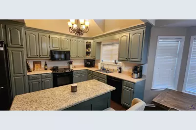 140 Carnaby Street, Warner Robins, GA 31088 - Photo 2