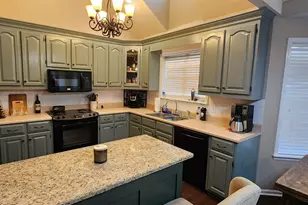 140 Carnaby St, Warner Robins, GA 31088 - Photo 2