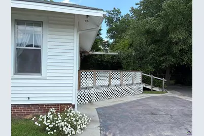 25 W Marion Street, Reynolds, GA 31706 - Photo 6