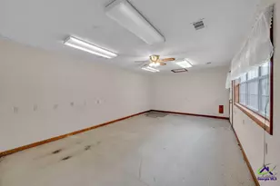 25 W Marion St, Reynolds, GA 31706 - Photo 52