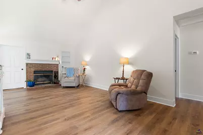 206 Eric Drive, Bonaire, GA 31005 - Photo 12