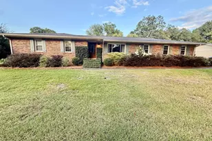 110 Carter Woods Dr, Warner Robins, GA 31088 - Photo 2
