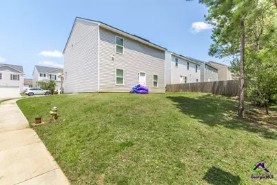221 Hawthorn Trail, Macon, GA 31210 - Photo 22