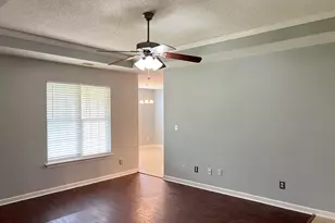 113 Marcelline Ct, Warner Robins, GA 31088 - Photo 4