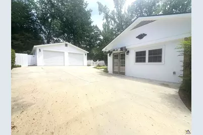1943 Birchwood Way, Macon, GA 31211 - Photo 48
