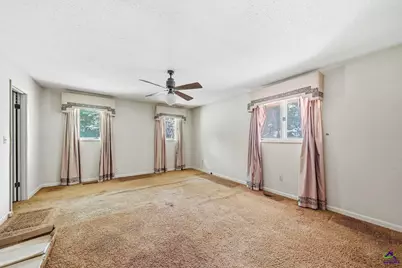 90 S Collins Street, Reynolds, GA 31076 - Photo 32
