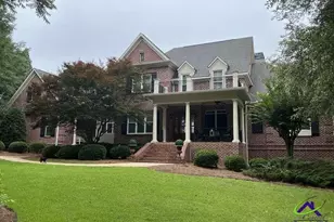 223 Walton Chase, Perry, GA 31069 - Photo 2